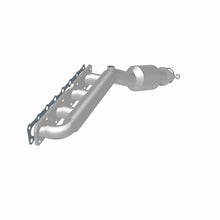Load image into Gallery viewer, MagnaFlow 2004 Nissan Titan 5.6L Direct Fit Converter - 4583380