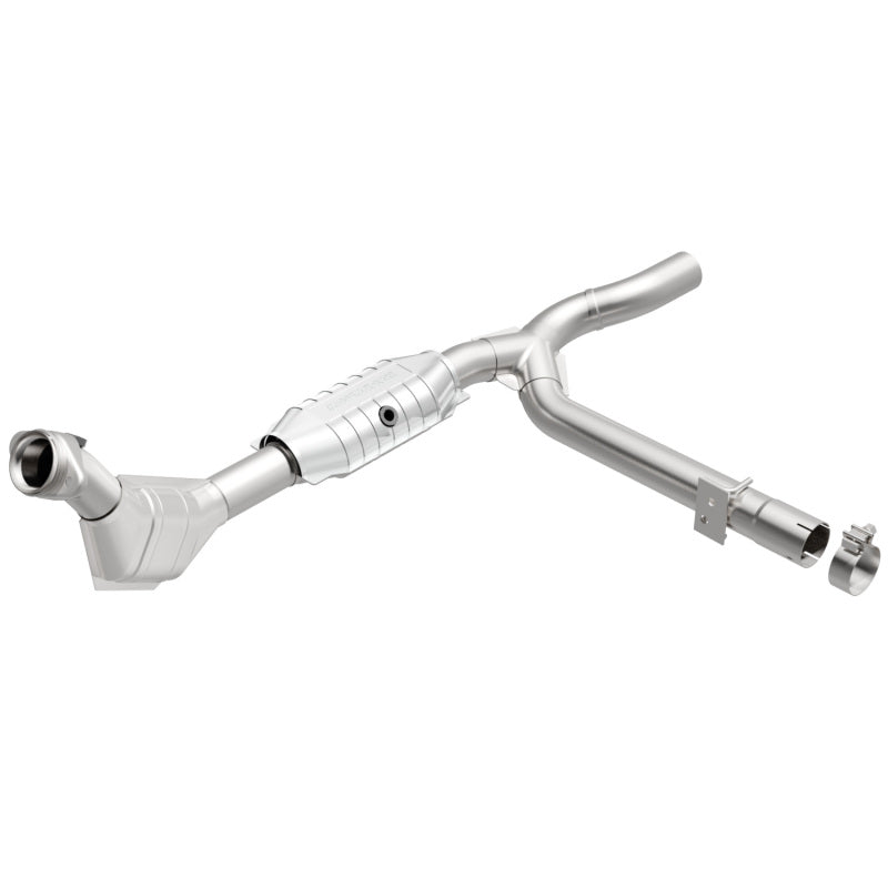 MagnaFlow Direct Fit Catalytic Converter 99-00 Ford F-150 4.6L - 447138