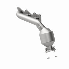 Load image into Gallery viewer, MagnaFlow Direct Fit Catalytic Converter 2009 Kia Borrego 3.8L Driver Side - 51072