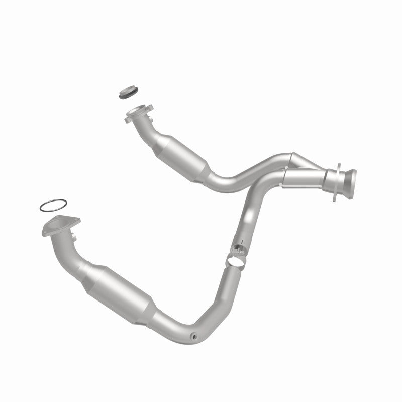MagnaFlow Direct Fit Catalytic Converter 2007-2008 Cadillac Escalade 6.2L - 5451631