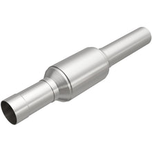 Load image into Gallery viewer, MagnaFlow Direct Fit Catalytic Converter 90-95 Chevrolet C2500 4.3L/5.7L/7.4L - 3391477