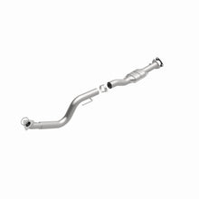 Load image into Gallery viewer, MagnaFlow Direct Fit Catalytic Converter 03-07 GM 2500/3500 Passenger Side - 24438