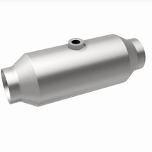 Load image into Gallery viewer, MagnaFlow Universal Catalytic Converter 2.5in CA Spun Mid-Bed - 4651356
