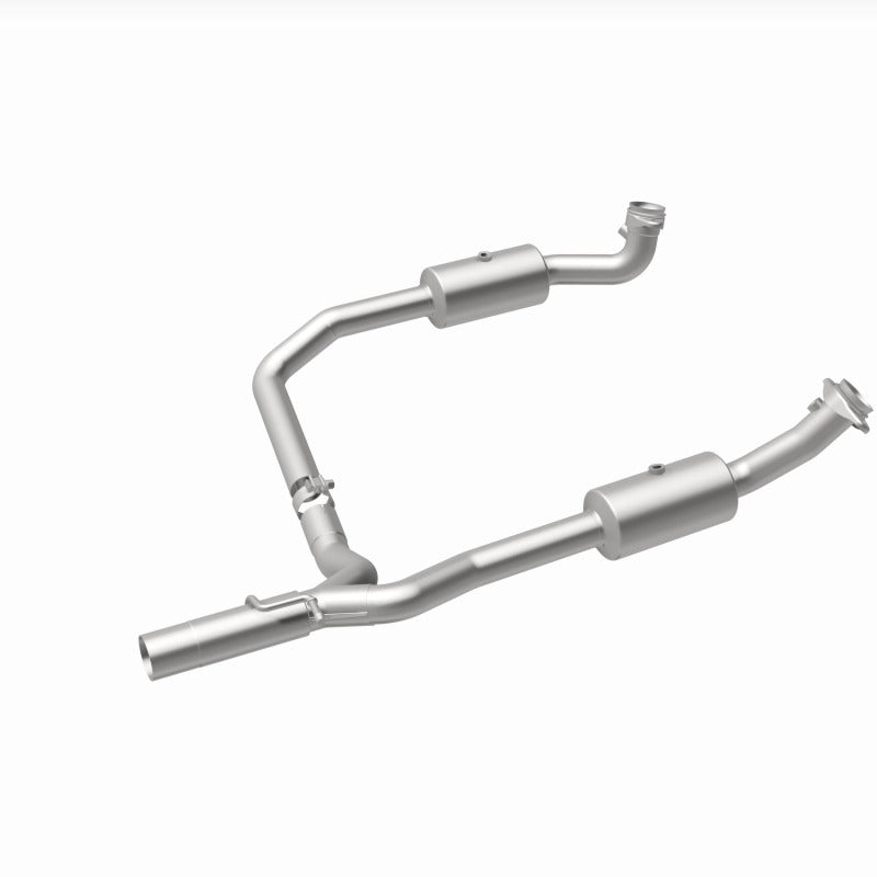 MagnaFlow 09-13 Ford E-350 Super Duty V10 6.8 OEM Underbody Direct Fit Catalytic Converter - 21-599
