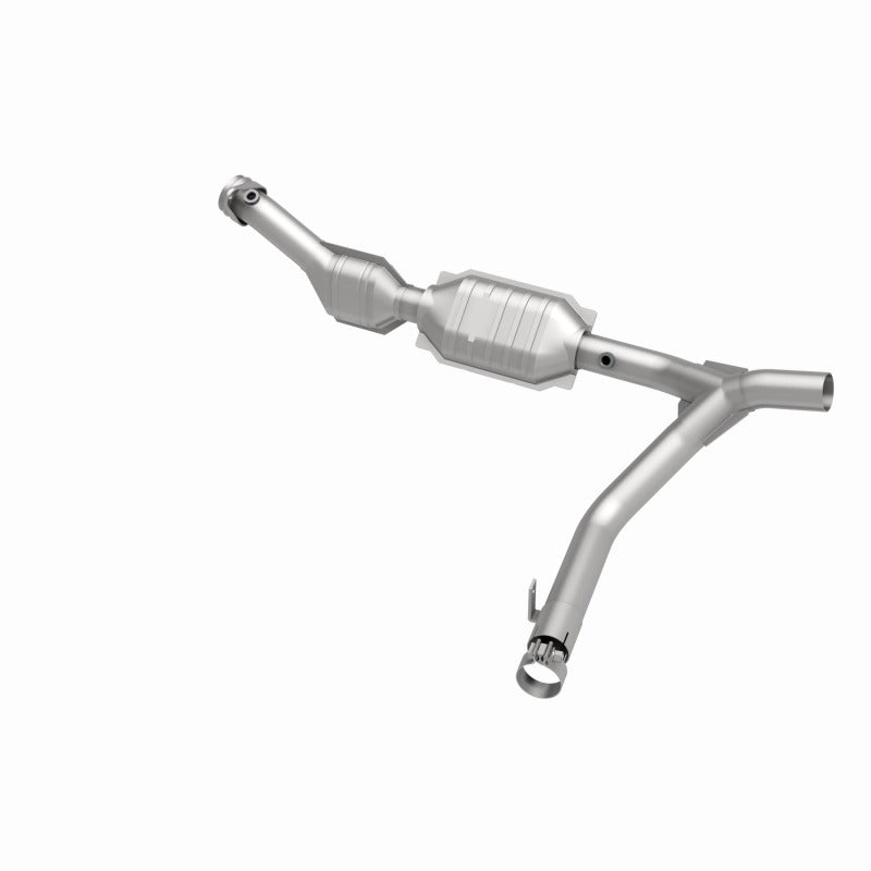 MagnaFlow Direct Fit Catalytic Converter 01 Ford Trucks 5.4L - 458033