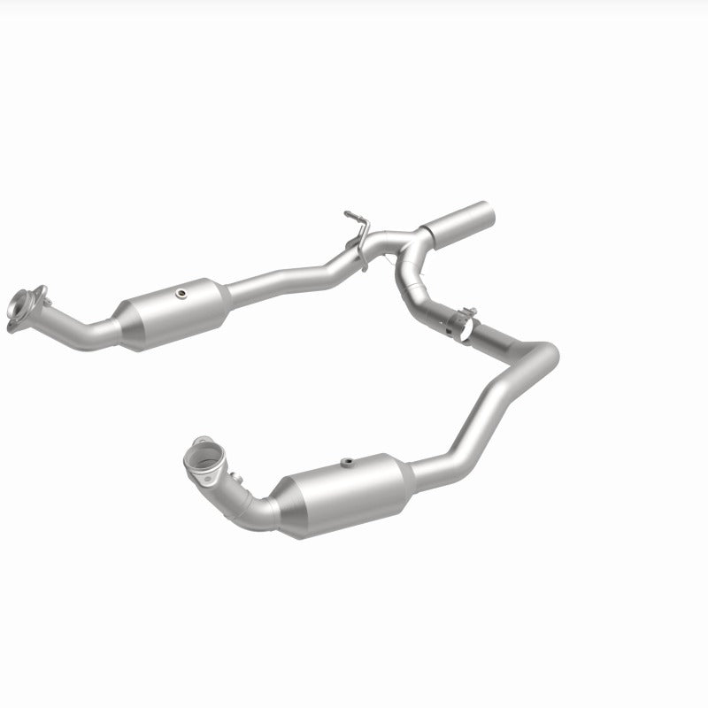 MagnaFlow 17-18 Ford E-350 6.8L Direct Fit Converter - 280014