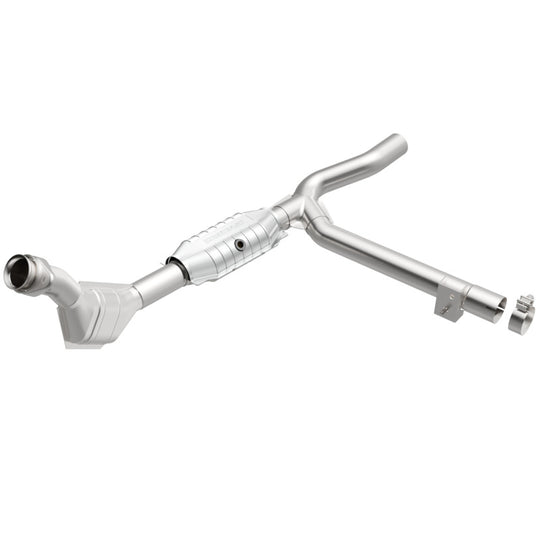 MagnaFlow Direct Fit Catalytic Converter 99-00 F-150 4.2L V6 2WD P/ - 93393