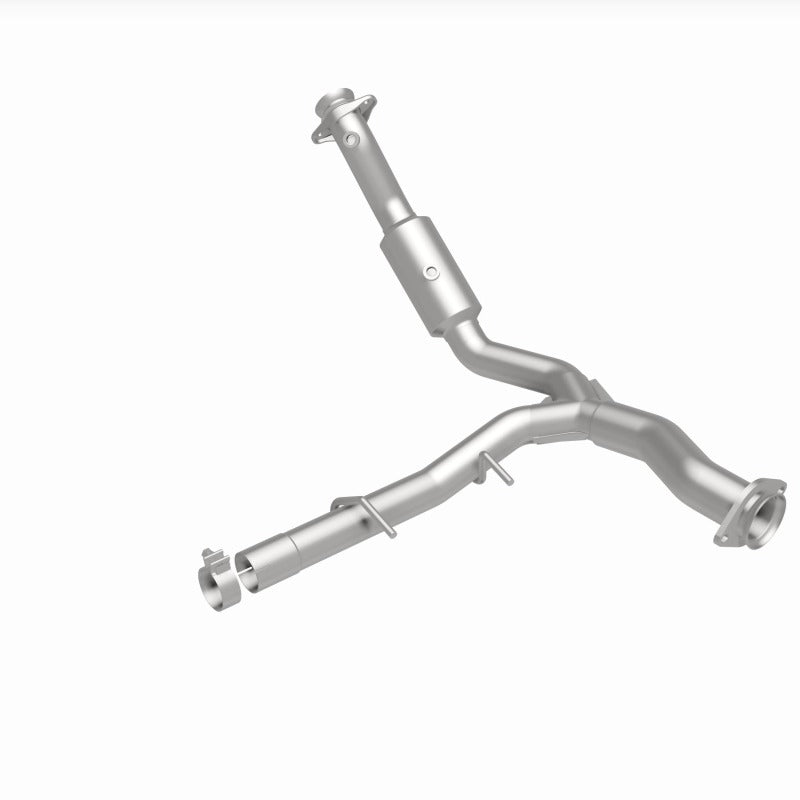 MagnaFlow Direct Fit Catalytic Converter 15-17 Ford Expedition V6 3.5 OEM Underbody - 21-528