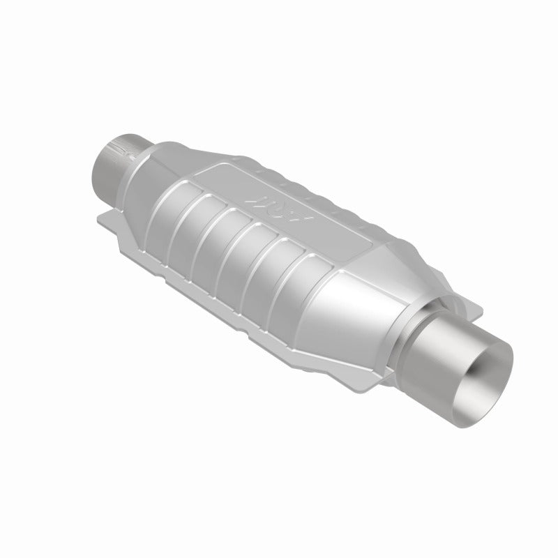MagnaFlow Conv Univ 2.5in Inlet/Outlet Center/Center Oval 12in Body L x 6.5in W x 16in Overall L - 51006