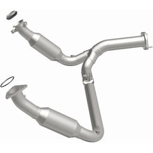 Load image into Gallery viewer, MagnaFlow 07-08 Chevrolet Tahoe 5.3L Direct Fit Converter - 5551194