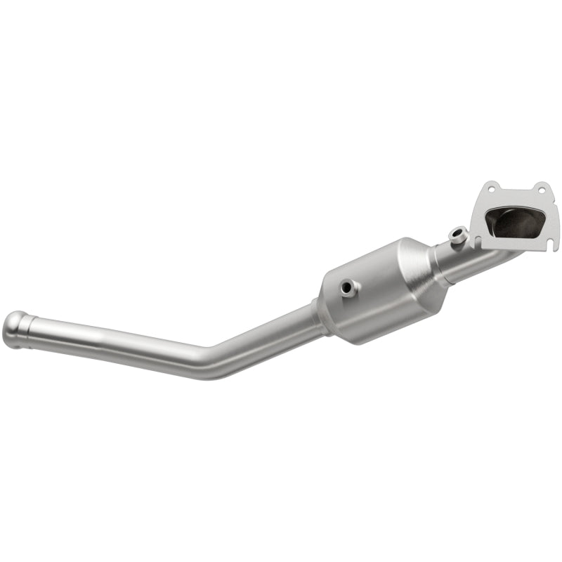 MagnaFlow 13-15 Dodge Durango V6 3.6L OEM Grade / EPA Compliant Direct-Fit Catalytic Converter - 21-250