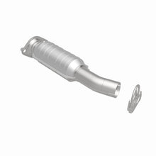Load image into Gallery viewer, MagnaFlow Direct Fit Catalytic Converter 04 Toyota Sienna 3.3L - 23084