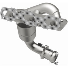 Load image into Gallery viewer, MagnaFlow Direct Fit Catalytic Converter 01-06 Escape 3.0 with oil - 51370