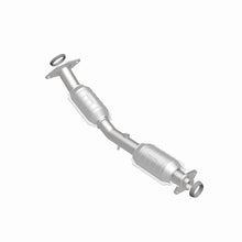 Load image into Gallery viewer, MagnaFlow Direct Fit Catalytic Converter 07-12 Nissan Versa 1.8L - 551833