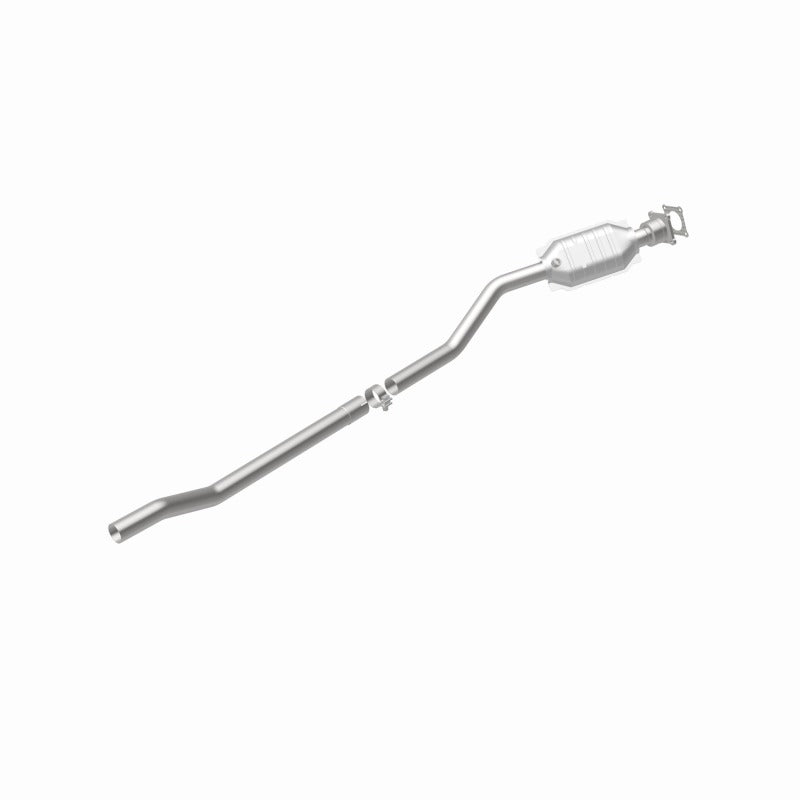 MagnaFlow Direct Fit Catalytic Converter 01-03 Caravan/Voyager 3.3L - 51155