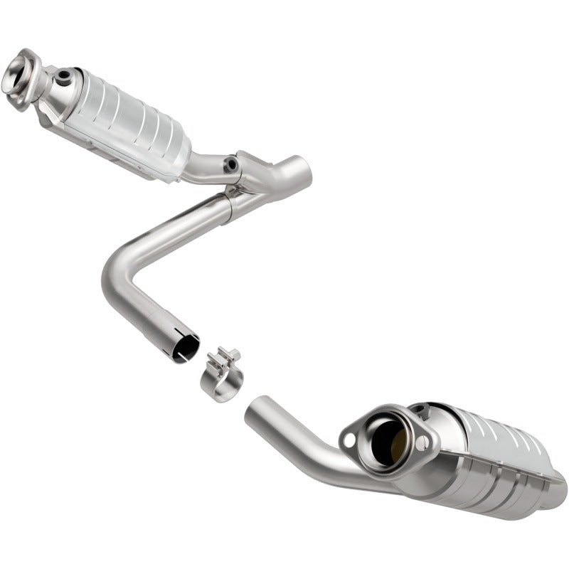 MagnaFlow Direct Fit Catalytic Converter 05-06 Dodge Durango V6/V8 - 23013