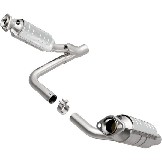 MagnaFlow Direct Fit Catalytic Converter 05-06 Dodge Durango V6/V8 - 23013