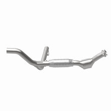 Load image into Gallery viewer, MagnaFlow Direct Fit Catalytic Converter 97-98 Ford F-150 4.6L - 447140