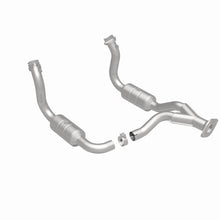 Load image into Gallery viewer, MagnaFlow 08-10 Ford F-350 Super Duty 6.8L Direct Fit Converter - 5451760