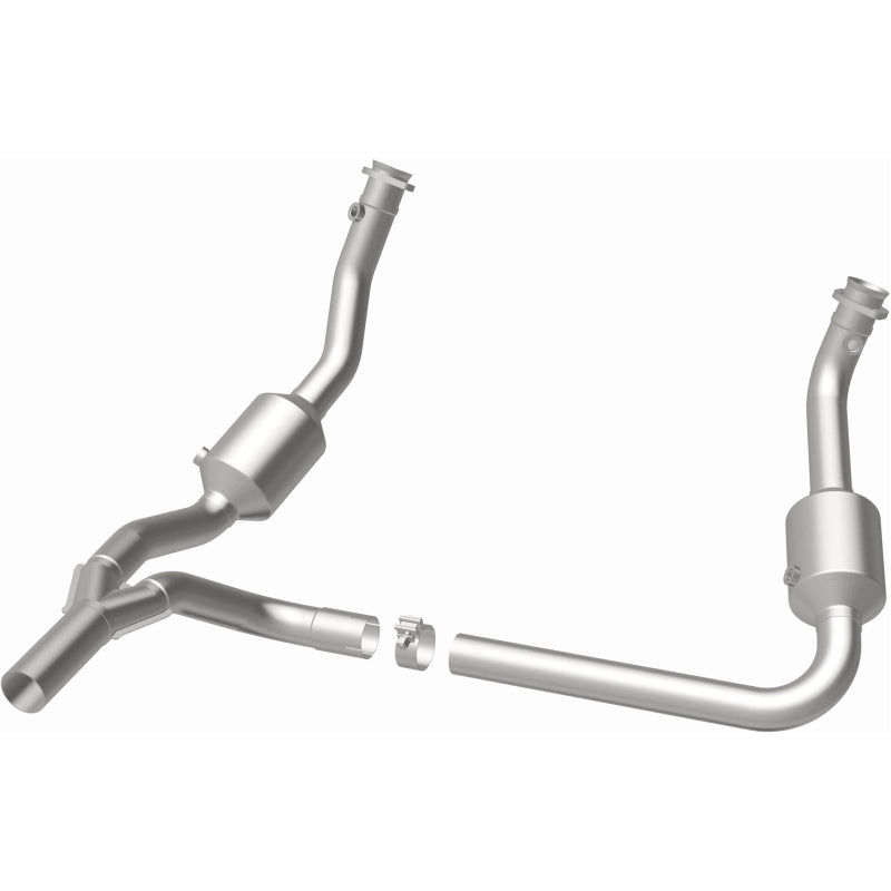 MagnaFlow 10-11 Jeep Wrangler 3.8L Direct Fit CARB Compliant Catalytic Converter - 5551458