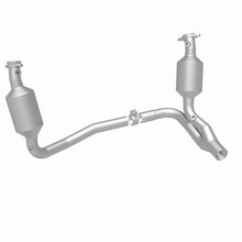 Load image into Gallery viewer, MagnaFlow 2004 Dodge Dakota 4.7L Direct Fit Catalytic Converter - 4651658
