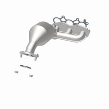 Load image into Gallery viewer, MagnaFlow 07-10 Toyota Sienna 3.5L Direct Fit Converter - 5582822