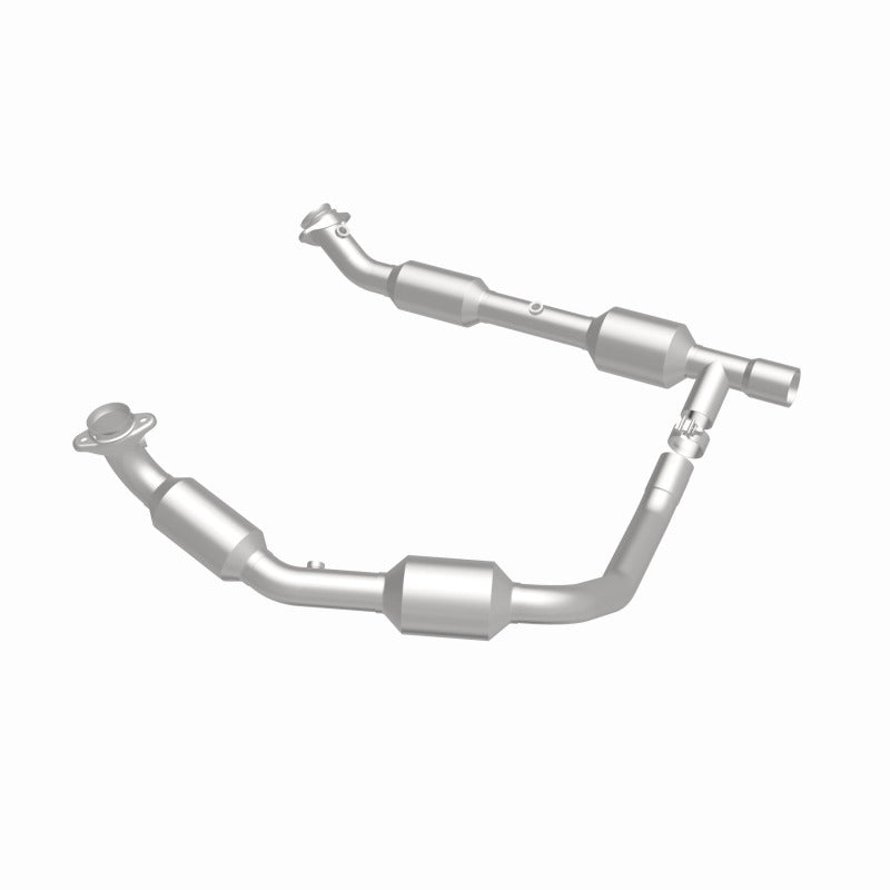 MagnaFlow 2006 Ford E-250 5.4L Direct Fit Converter - 5582167