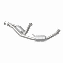 Load image into Gallery viewer, MagnaFlow Direct Fit Catalytic Converter Taurus/Sable/Continental 8 - 50202