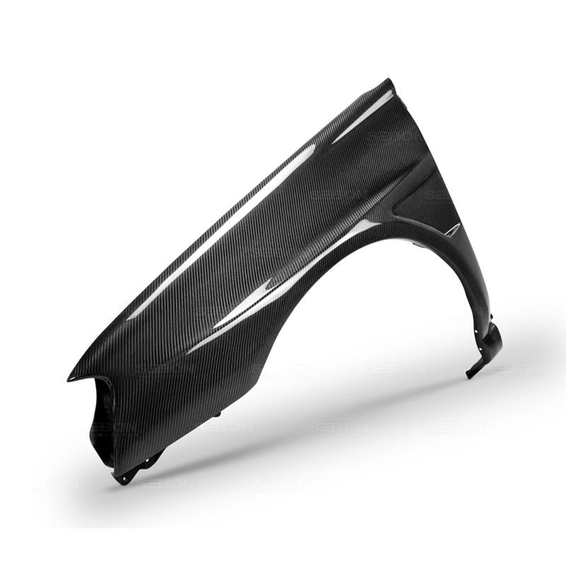 Seibon 04-05 Subaru WRX/STi 10mm Wider Carbon Fiber Fenders - FF0405SBIMP
