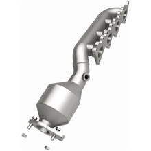 Load image into Gallery viewer, MagnaFlow Direct Fit Catalytic Converter 2009 Kia Borrego 4.6L Driver Side - 51980