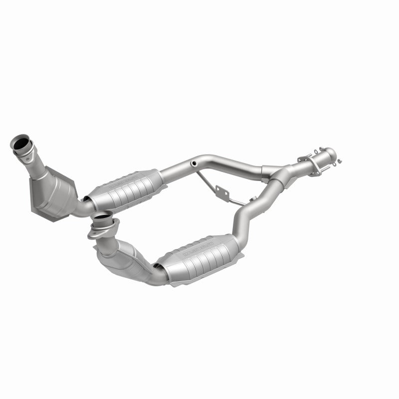 MagnaFlow Direct Fit Catalytic Converter 96-98 Ford Mustang 3.8L - 444064