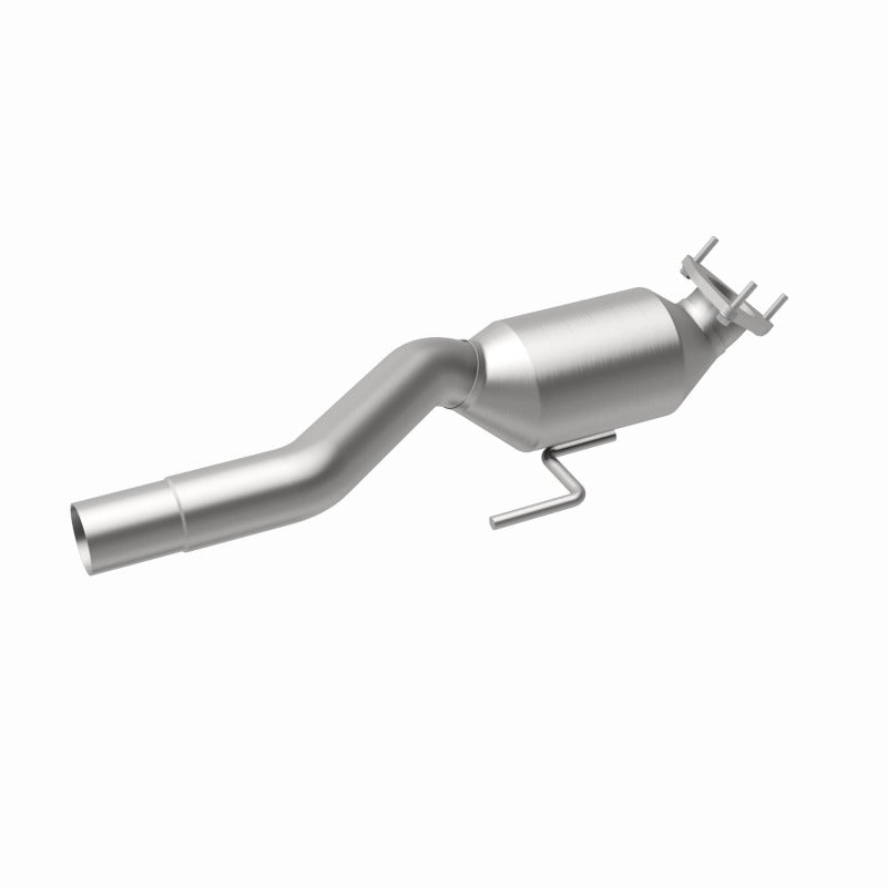 MagnaFlow Direct Fit Catalytic Converter 04-07 VW Touareg 4.2L Driver Side - 51154