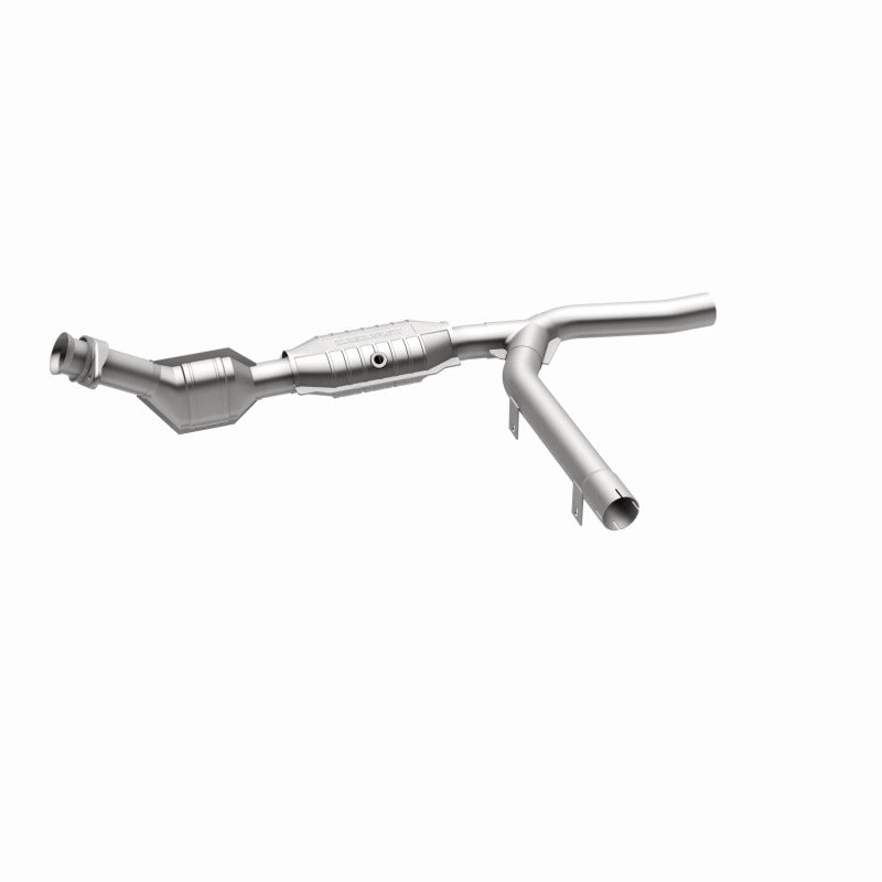 MagnaFlow Direct Fit Catalytic Converter 01 Ford F-150 4.2L - 51301