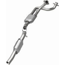 Load image into Gallery viewer, MagnaFlow Direct Fit Catalytic Converter 1996 Ford E-150 4.9L - 93381