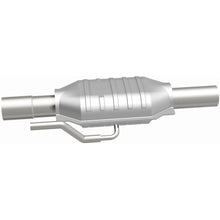 Load image into Gallery viewer, MagnaFlow 94-95 Ram 8.0L P/S CA Direct Fit Converter - 3391220