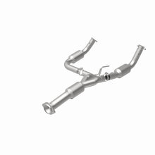 Load image into Gallery viewer, MagnaFlow 12-14 Chevrolet Silverado 2500 HD 6.0L Direct Fit Converter - 5582812
