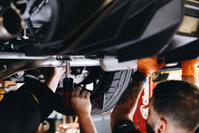 Load image into Gallery viewer, MBRP 18-22 Ford Mustang 2.3L Ecoboost 3in Cat-Back Exhaust w/ Quad Carbon Fiber SS Tips - T304 - S72233CF