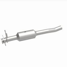 Load image into Gallery viewer, MagnaFlow 16-19 Ford F-650 V10 6.8L Underbody Direct Fit Catalytic Converter - 280445