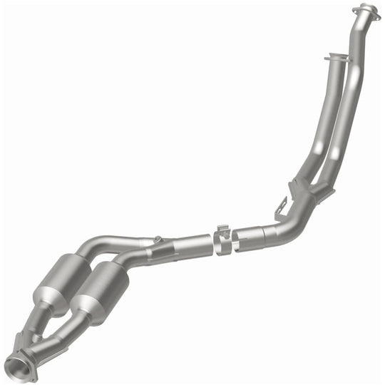 MagnaFlow Direct Fit Catalytic Converter 94-97 Mercedes C280 2.8L - 23580