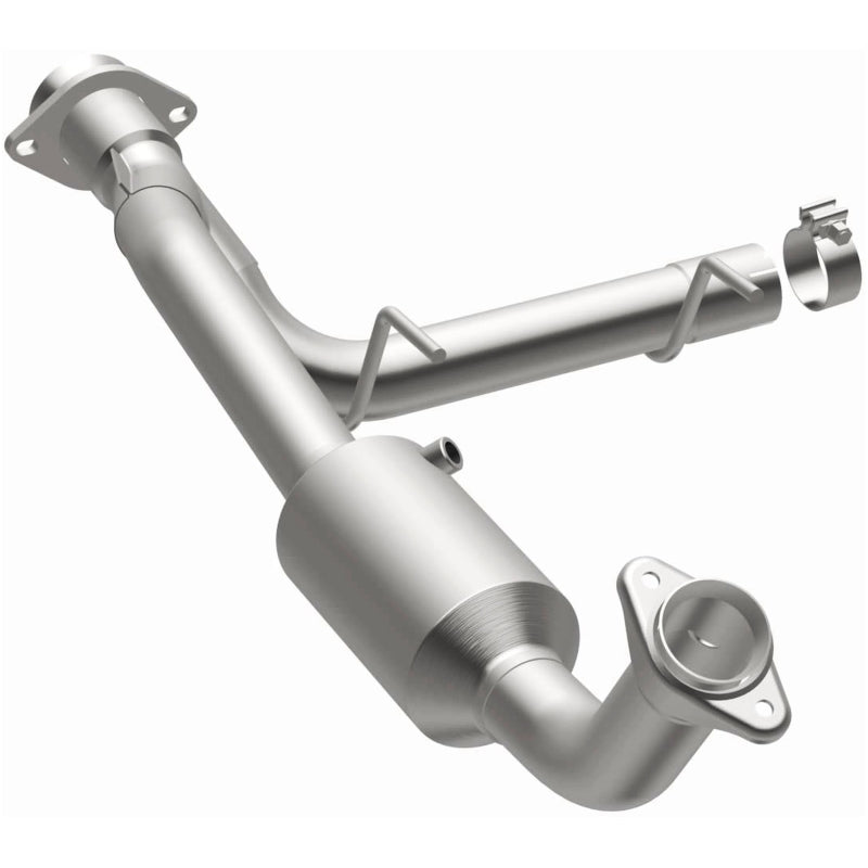 MagnaFlow Direct Fit Catalytic Converter 05-06 Lincoln Navigator 5.4L w/ 3in Main Piping - 52508