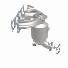 Load image into Gallery viewer, MagnaFlow Direct Fit Catalytic Converter 11-13 Kia Sorento 2.4L Manifold - 52774