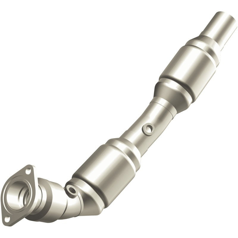 MagnaFlow Direct Fit Catalytic Converter 10-12 Chevy Camaro 6.2L P/S (49 State) - 49939