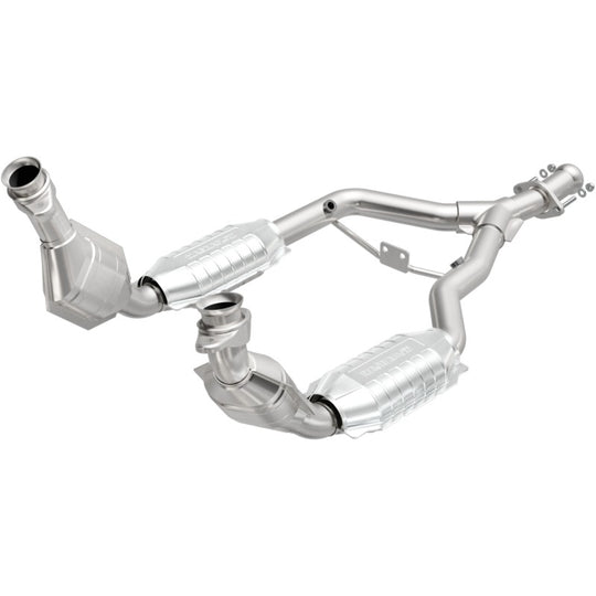 MagnaFlow Direct Fit Catalytic Converter 96-98 Ford Mustang 3.8L - 444064