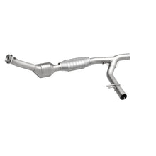 Load image into Gallery viewer, MagnaFlow Direct Fit Catalytic Converter 99-00 Ford Trucks 5.4L - 447116
