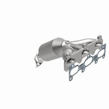 Load image into Gallery viewer, MagnaFlow Direct Fit Catalytic Converter 05-08 Kia Sportage 2.7L Passenger Side - 51244