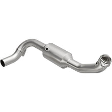 Load image into Gallery viewer, MagnaFlow 2005 Lincoln Navigator 5.4L Direct Fit Converter - 4451166