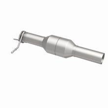 Load image into Gallery viewer, MagnaFlow Direct Fit Catalytic Converter 03-05 Ford F250/350 SD 6.0 - 60511