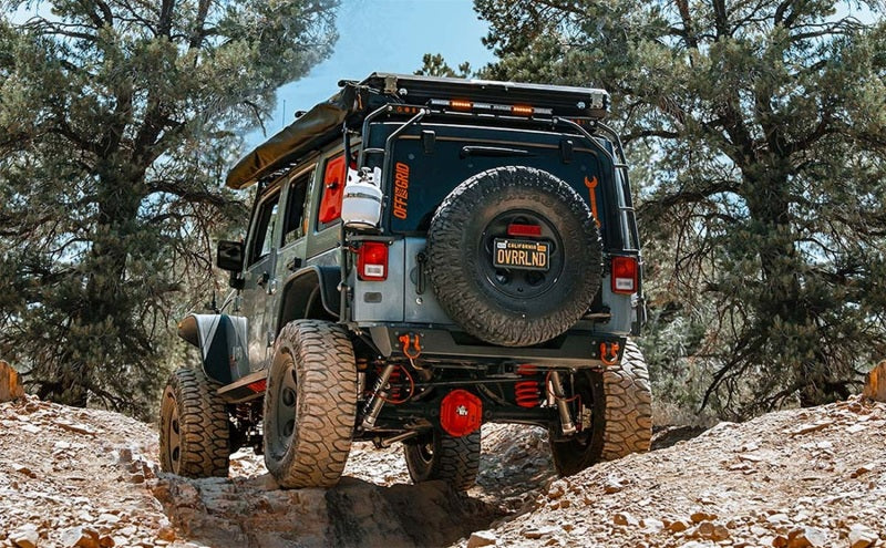 MagnaFlow 12-18 Jeep Wrangler 2.5in Overland Series Cat-Back Exhaust - 19539