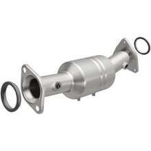 Load image into Gallery viewer, MagnaFlow Direct Fit Catalytic Converter 2010-2012 CX-7 2.5 L Underbody - 52222