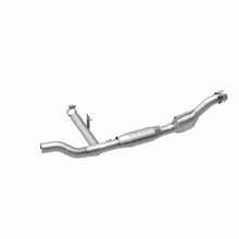 Load image into Gallery viewer, MagnaFlow Direct Fit Catalytic Converter 99 Ford F-150 4.6L - 23082